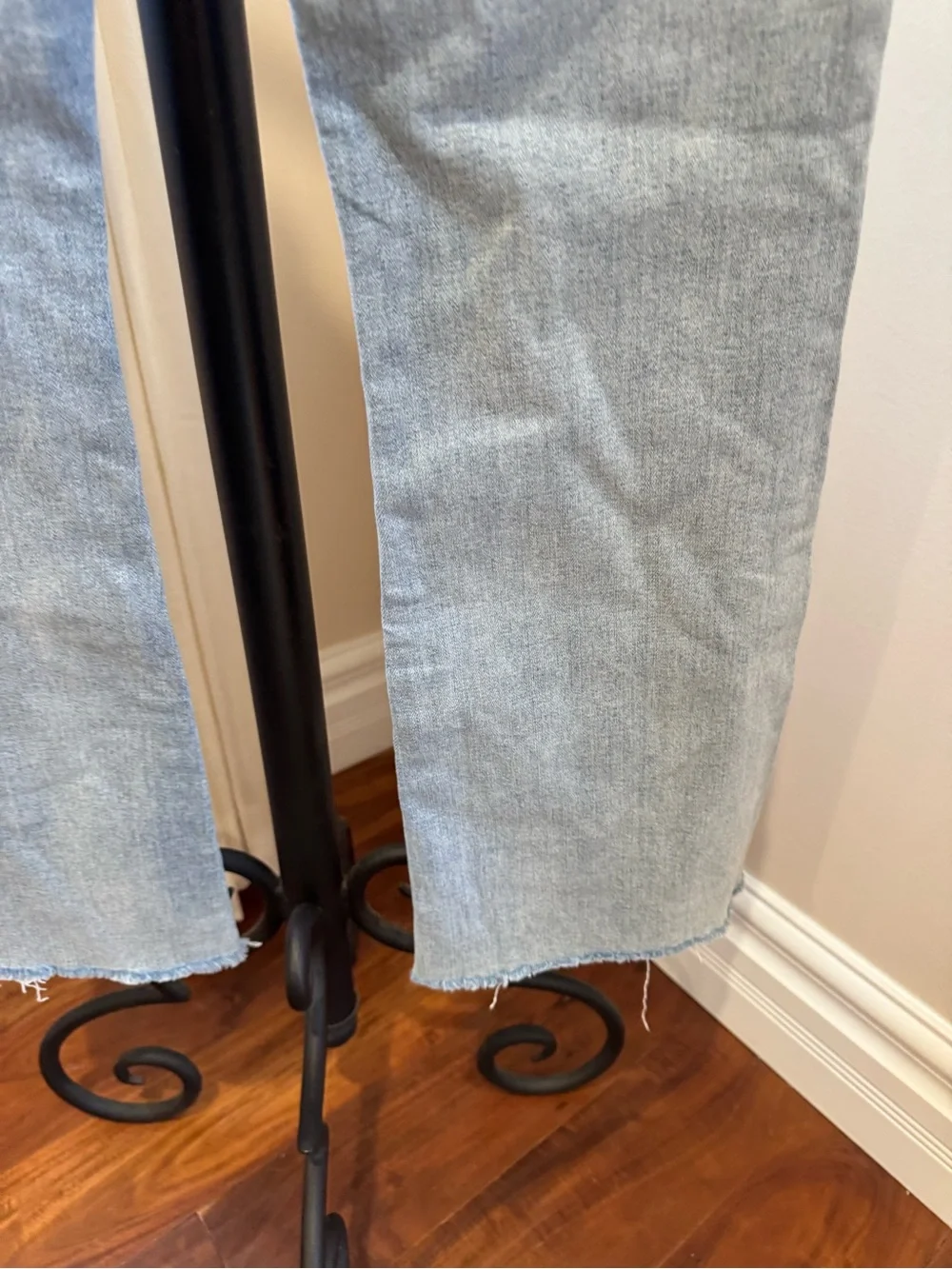 LOFT Light Wash High-Rise Wide  Jeans Light Blue Size 2/26 The Slim Flare